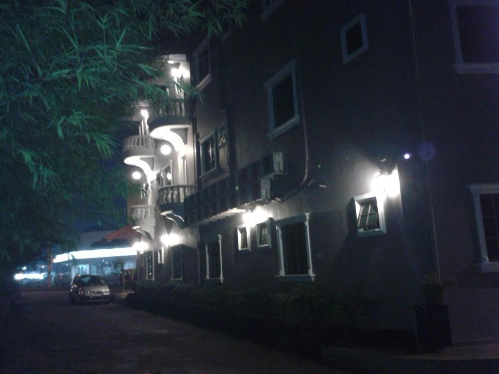 Hotel Ria Johor Bahru Zewnętrze zdjęcie